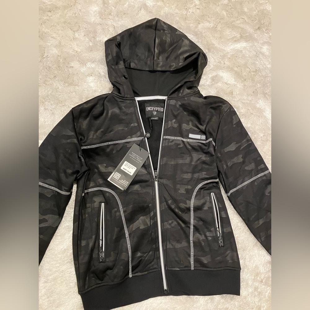 Boy’s hoody zip-up jacket